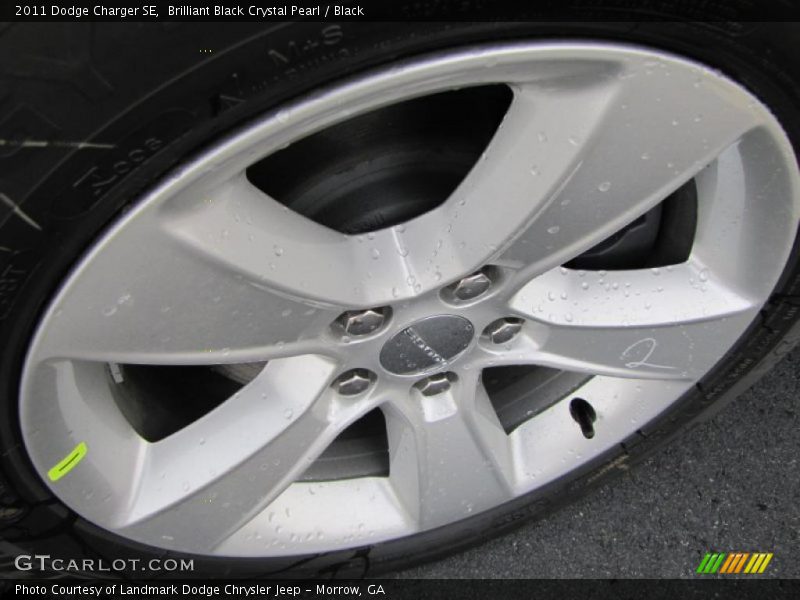 Brilliant Black Crystal Pearl / Black 2011 Dodge Charger SE