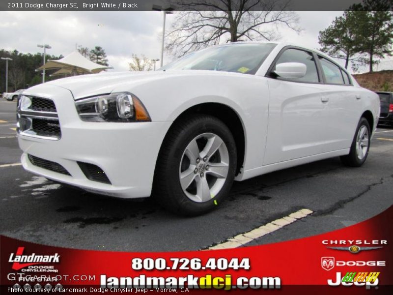 Bright White / Black 2011 Dodge Charger SE