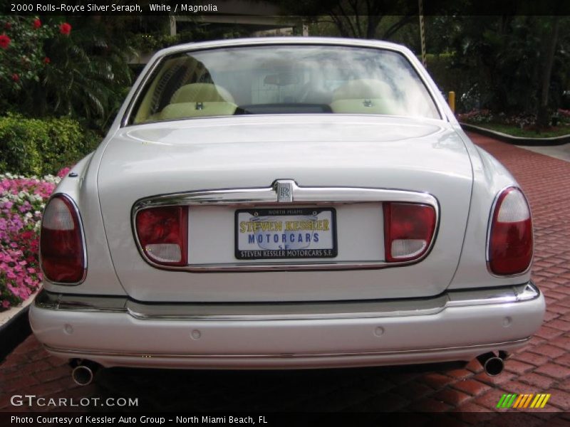 White / Magnolia 2000 Rolls-Royce Silver Seraph