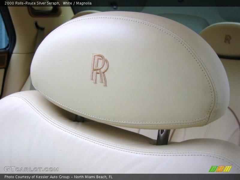  2000 Silver Seraph  Logo