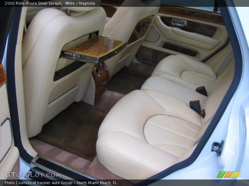 2000 Silver Seraph  Magnolia Interior