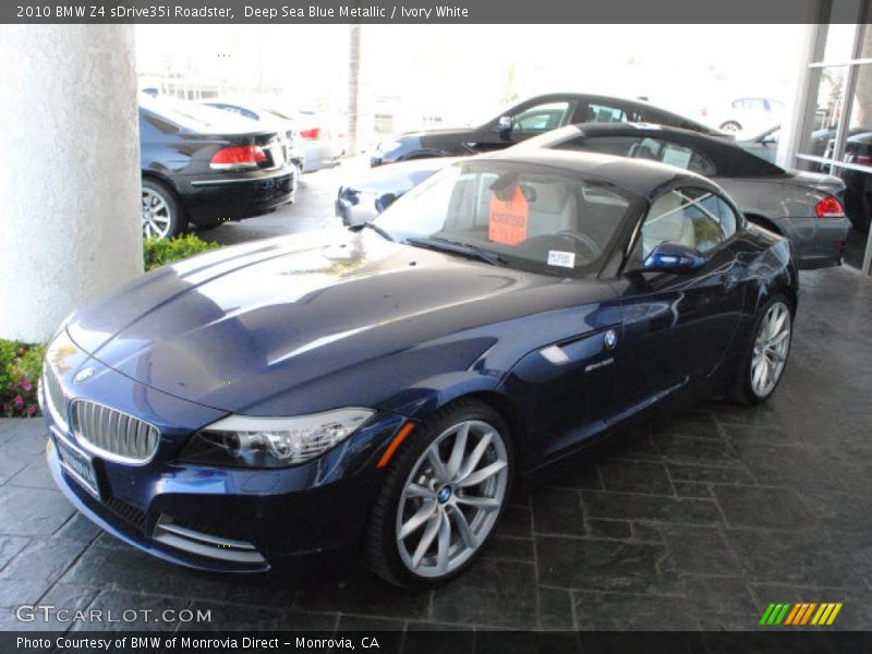 Front 3/4 View of 2010 Z4 sDrive35i Roadster