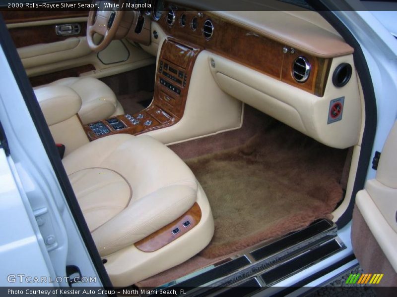  2000 Silver Seraph  Magnolia Interior