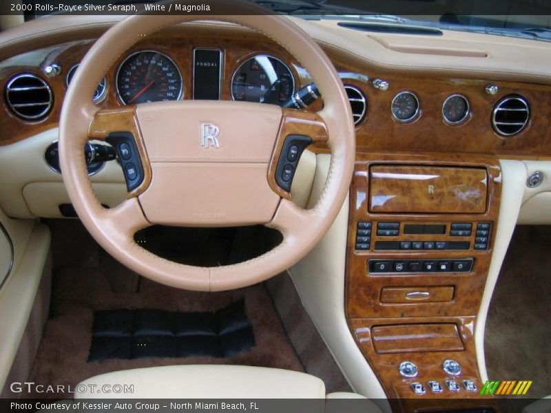 Dashboard of 2000 Silver Seraph 