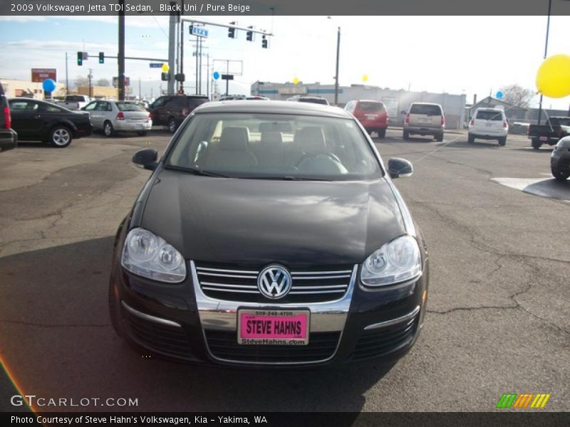 Black Uni / Pure Beige 2009 Volkswagen Jetta TDI Sedan