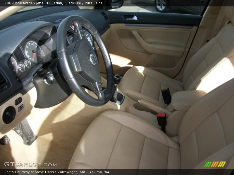 Black Uni / Pure Beige 2009 Volkswagen Jetta TDI Sedan