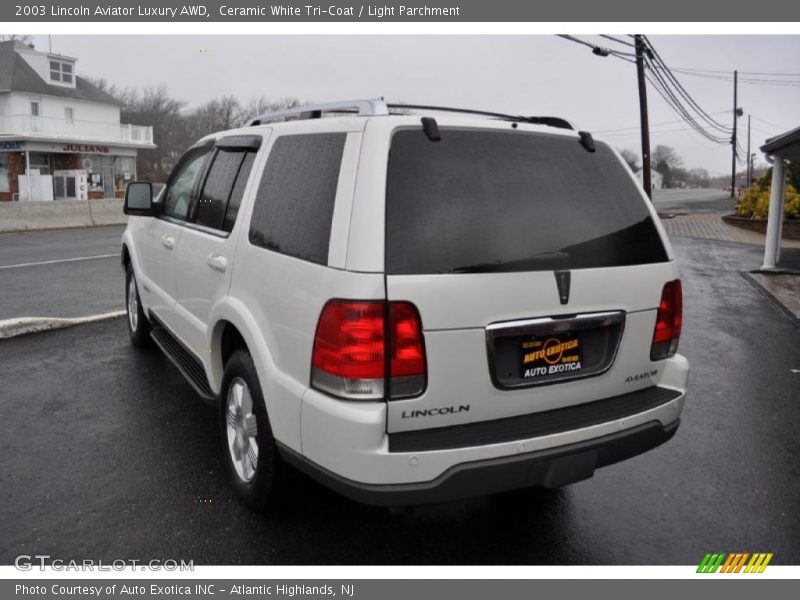Ceramic White Tri-Coat / Light Parchment 2003 Lincoln Aviator Luxury AWD