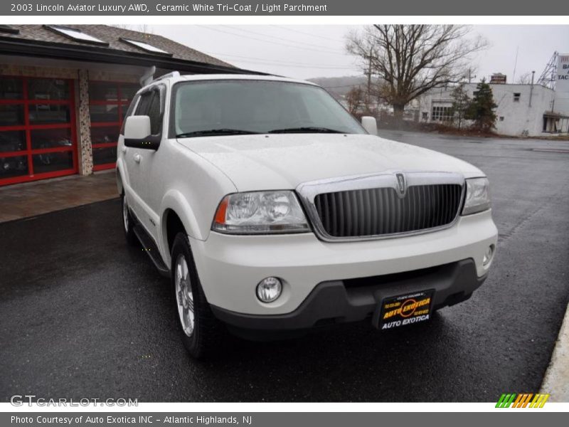 Ceramic White Tri-Coat / Light Parchment 2003 Lincoln Aviator Luxury AWD