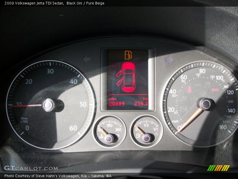 Black Uni / Pure Beige 2009 Volkswagen Jetta TDI Sedan