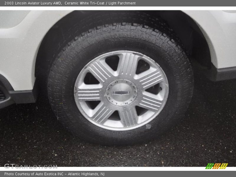 Ceramic White Tri-Coat / Light Parchment 2003 Lincoln Aviator Luxury AWD