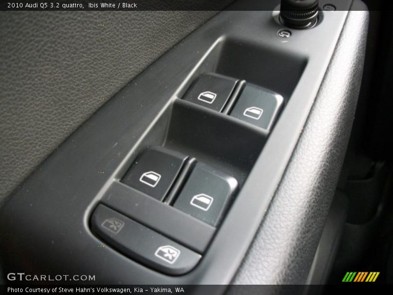 Ibis White / Black 2010 Audi Q5 3.2 quattro