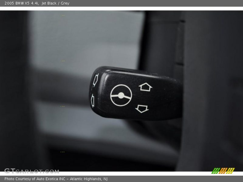 Jet Black / Grey 2005 BMW X5 4.4i
