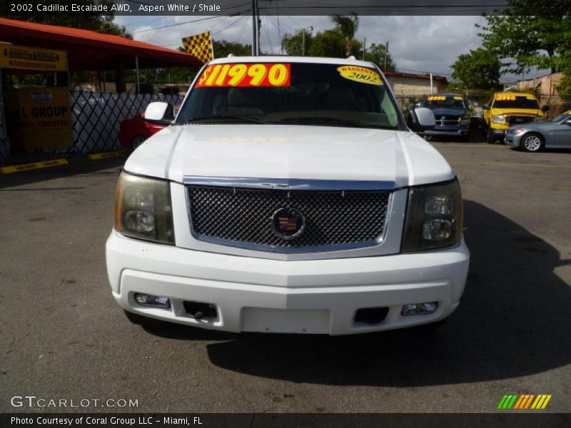 Aspen White / Shale 2002 Cadillac Escalade AWD