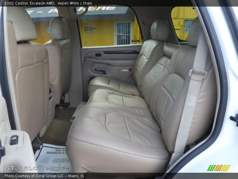 Aspen White / Shale 2002 Cadillac Escalade AWD