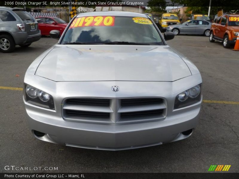 Bright Silver Metallic / Dark Slate Gray/Light Graystone 2006 Dodge Charger SE