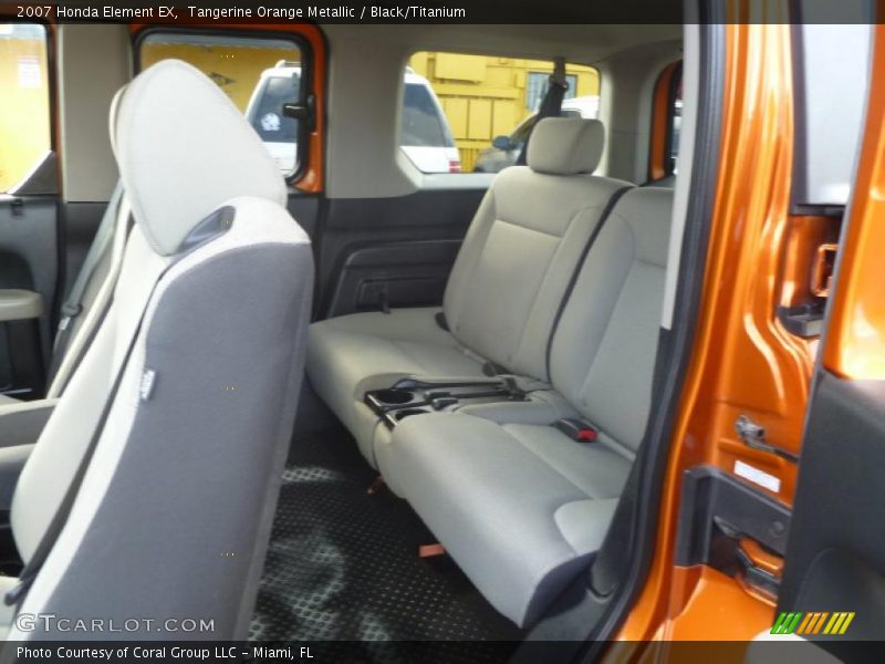 Tangerine Orange Metallic / Black/Titanium 2007 Honda Element EX