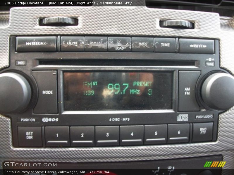 Bright White / Medium Slate Gray 2006 Dodge Dakota SLT Quad Cab 4x4