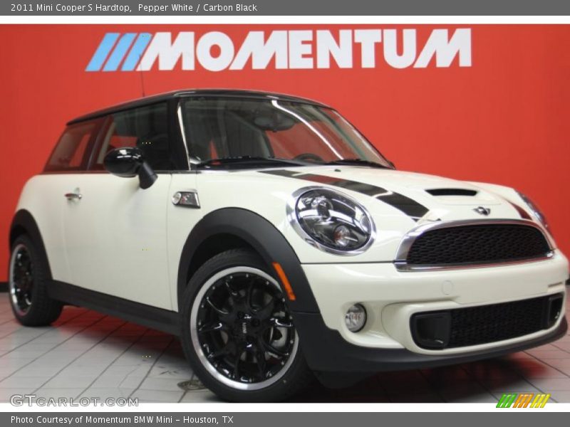Pepper White / Carbon Black 2011 Mini Cooper S Hardtop