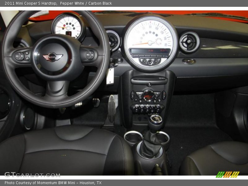 Pepper White / Carbon Black 2011 Mini Cooper S Hardtop