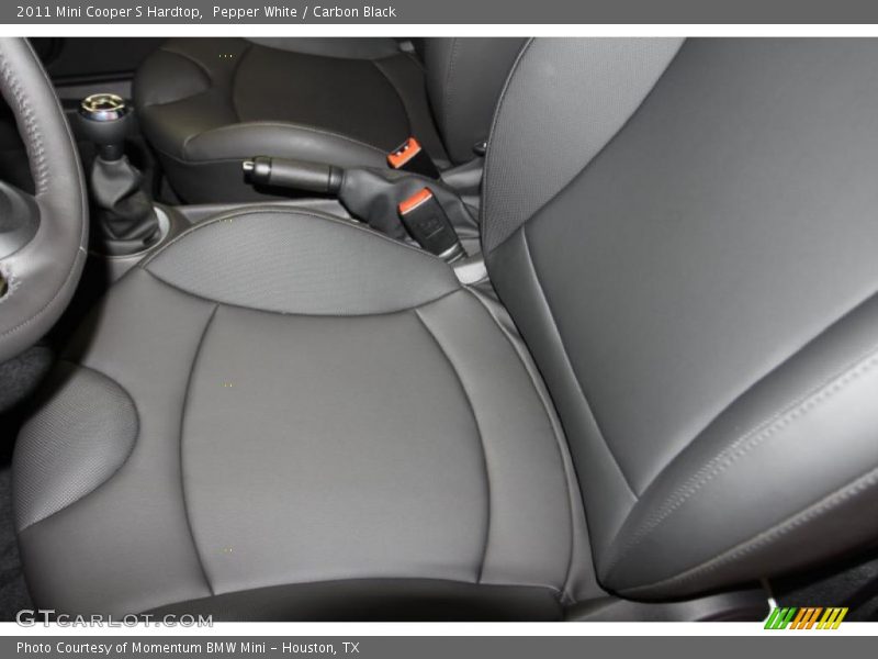 Pepper White / Carbon Black 2011 Mini Cooper S Hardtop