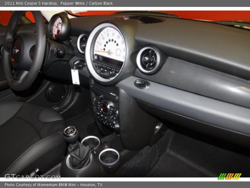 Pepper White / Carbon Black 2011 Mini Cooper S Hardtop