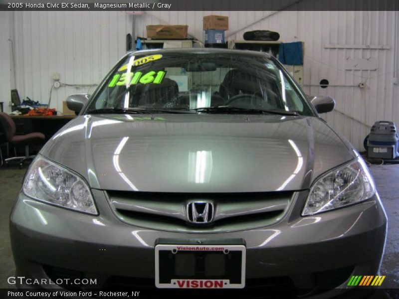 Magnesium Metallic / Gray 2005 Honda Civic EX Sedan