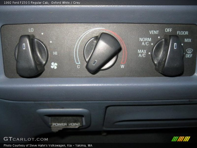 Oxford White / Grey 1992 Ford F150 S Regular Cab