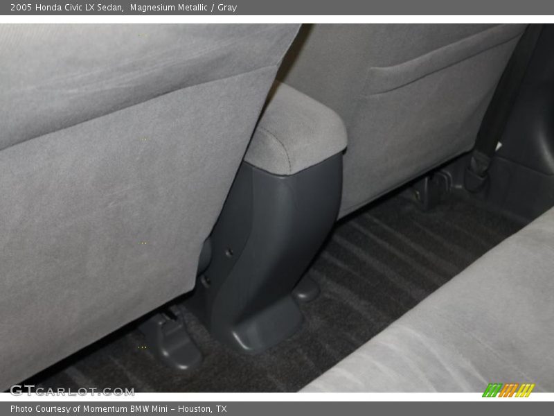 Magnesium Metallic / Gray 2005 Honda Civic LX Sedan