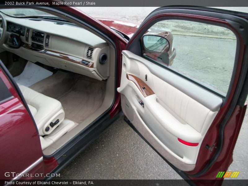 Maple Red Pearl / Shale 2002 Buick Park Avenue