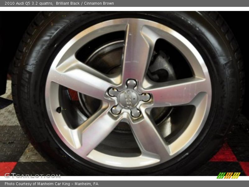 Brilliant Black / Cinnamon Brown 2010 Audi Q5 3.2 quattro