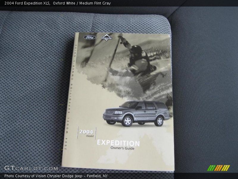 Oxford White / Medium Flint Gray 2004 Ford Expedition XLS