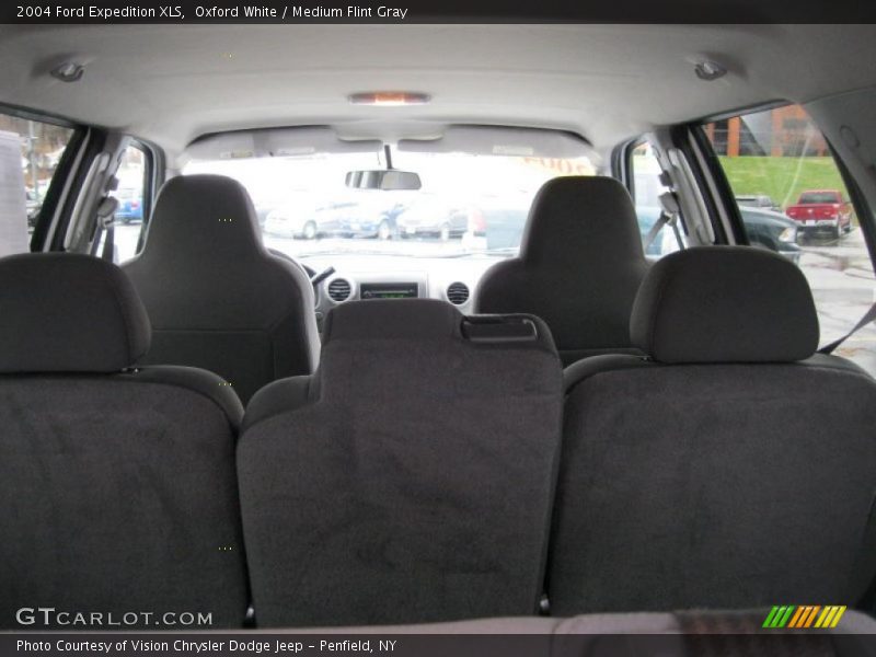 Oxford White / Medium Flint Gray 2004 Ford Expedition XLS