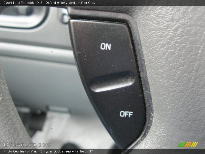 Oxford White / Medium Flint Gray 2004 Ford Expedition XLS