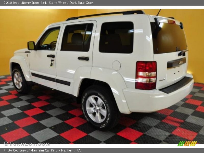 Stone White / Dark Slate Gray 2010 Jeep Liberty Sport 4x4