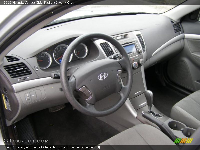 Radiant Silver / Gray 2010 Hyundai Sonata GLS