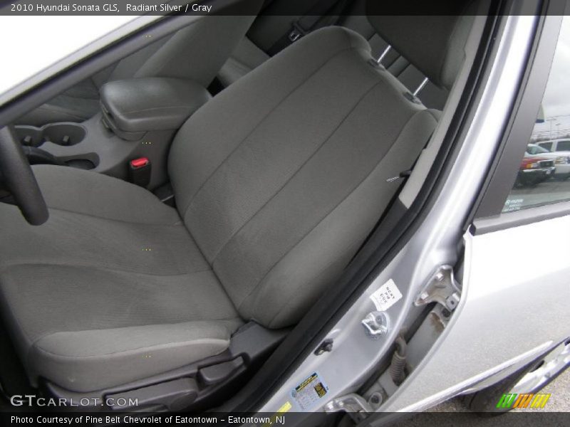 Radiant Silver / Gray 2010 Hyundai Sonata GLS