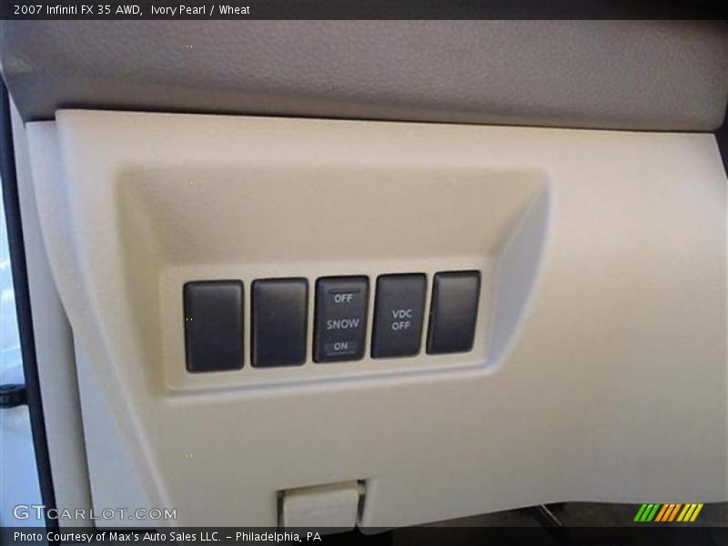 Ivory Pearl / Wheat 2007 Infiniti FX 35 AWD
