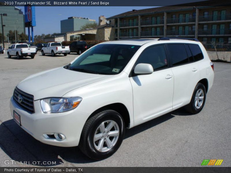 Blizzard White Pearl / Sand Beige 2010 Toyota Highlander SE