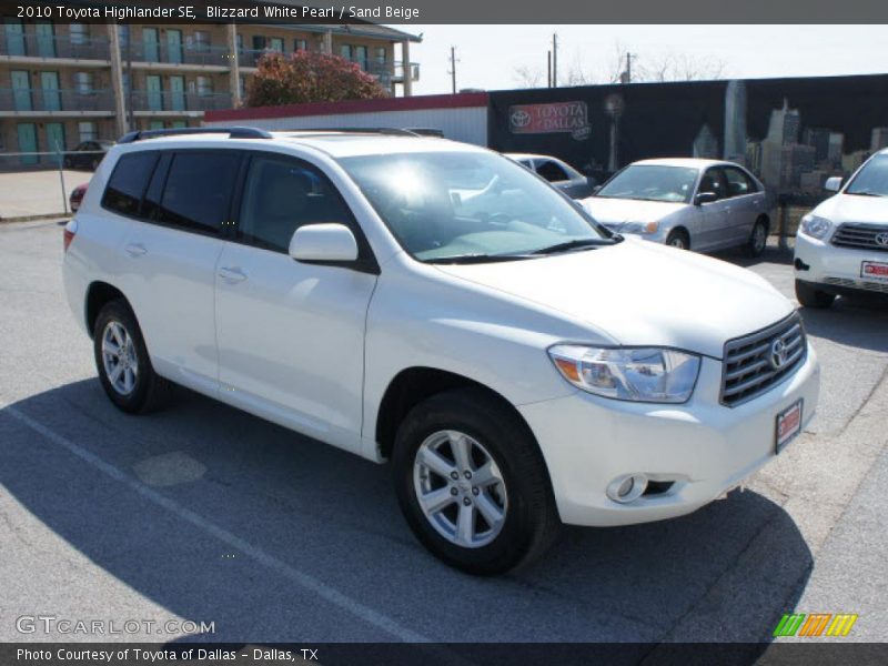 Blizzard White Pearl / Sand Beige 2010 Toyota Highlander SE