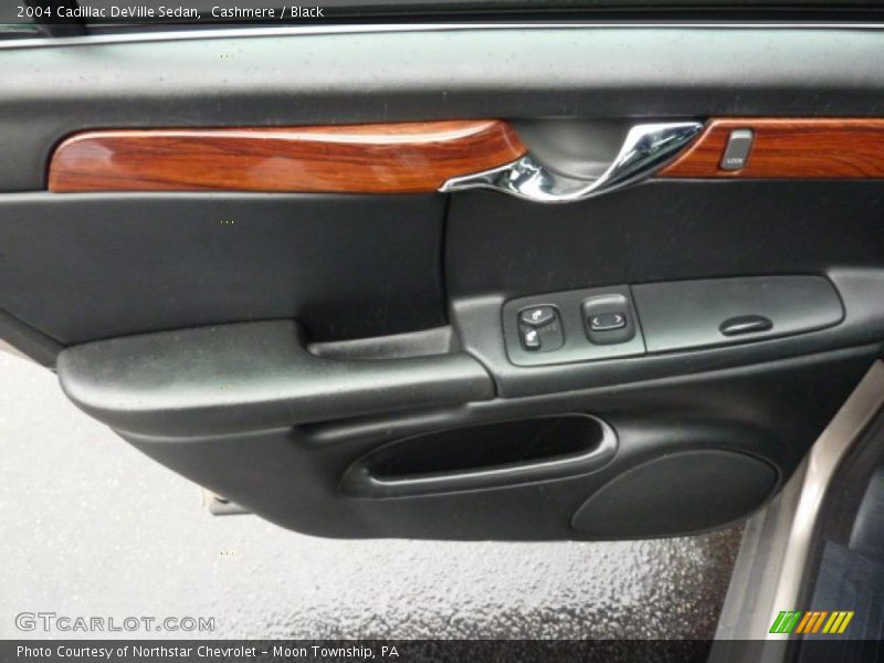 Cashmere / Black 2004 Cadillac DeVille Sedan