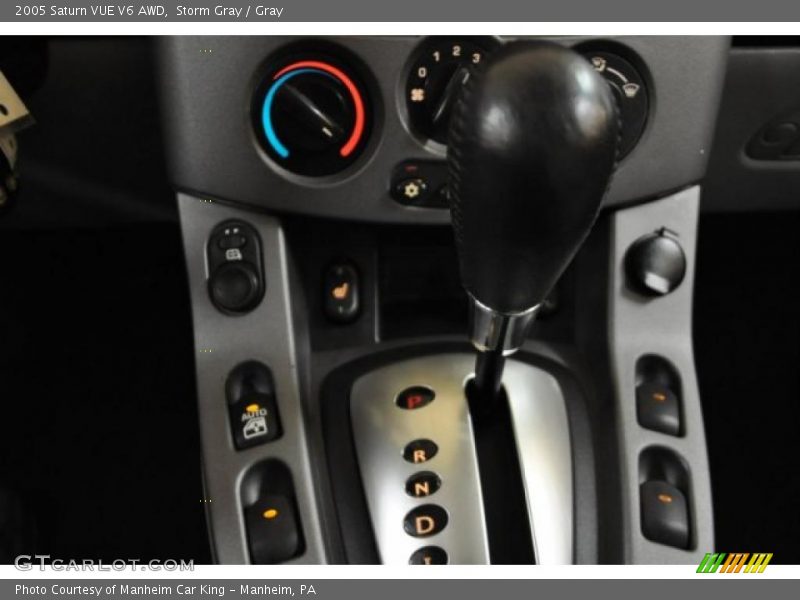 Storm Gray / Gray 2005 Saturn VUE V6 AWD