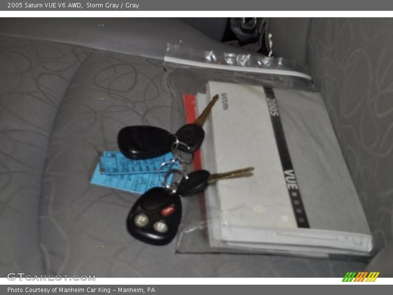 Storm Gray / Gray 2005 Saturn VUE V6 AWD