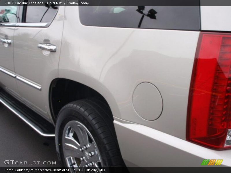 Gold Mist / Ebony/Ebony 2007 Cadillac Escalade