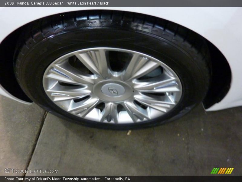 White Satin Pearl / Black 2009 Hyundai Genesis 3.8 Sedan