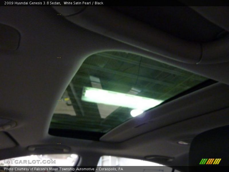 White Satin Pearl / Black 2009 Hyundai Genesis 3.8 Sedan