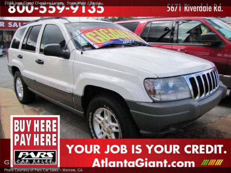 Stone White / Taupe 2002 Jeep Grand Cherokee Laredo
