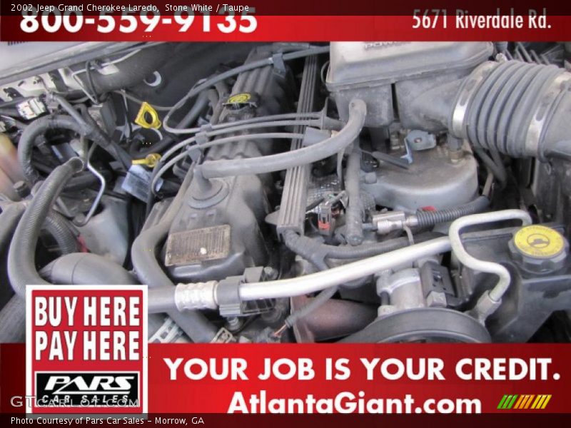 Stone White / Taupe 2002 Jeep Grand Cherokee Laredo
