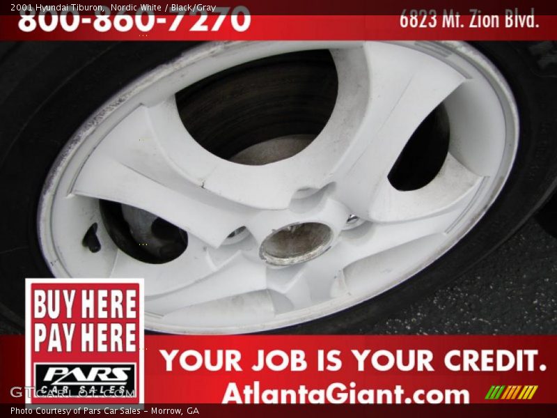 Nordic White / Black/Gray 2001 Hyundai Tiburon