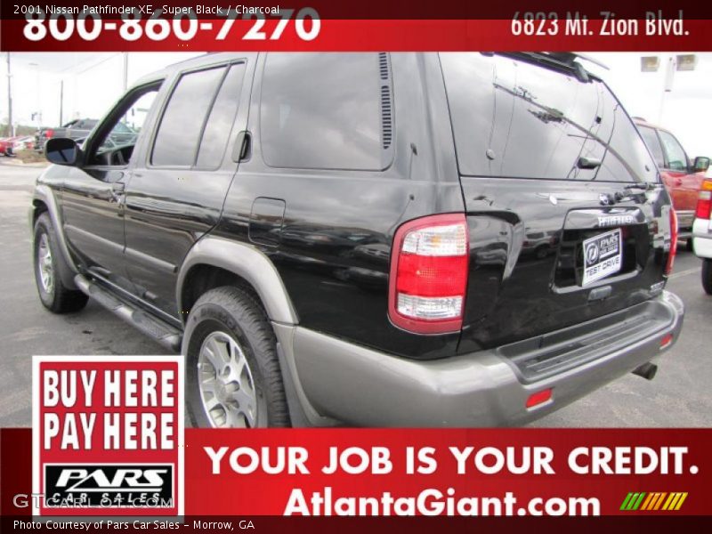 Super Black / Charcoal 2001 Nissan Pathfinder XE