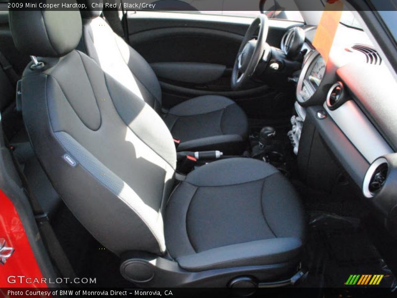 Chili Red / Black/Grey 2009 Mini Cooper Hardtop